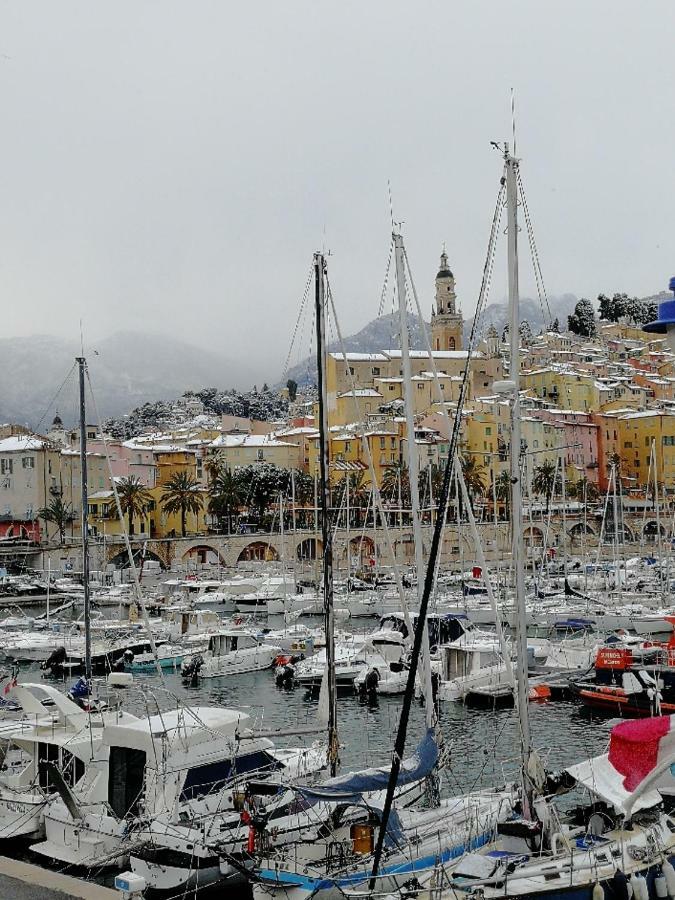 Menton 2 Pieces Climatise A Cote De La Plage Rue Palmaro Bagian luar foto